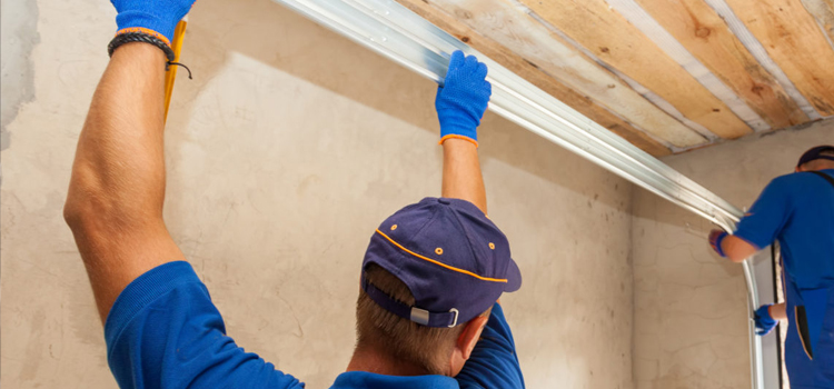 commercial overhead garage door repair in Inglewood